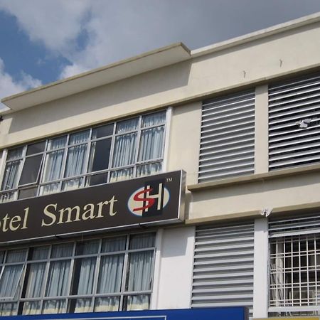 Smart Hotel Bangi Seksyen 9 Bandar Baru Bangi Exterior photo